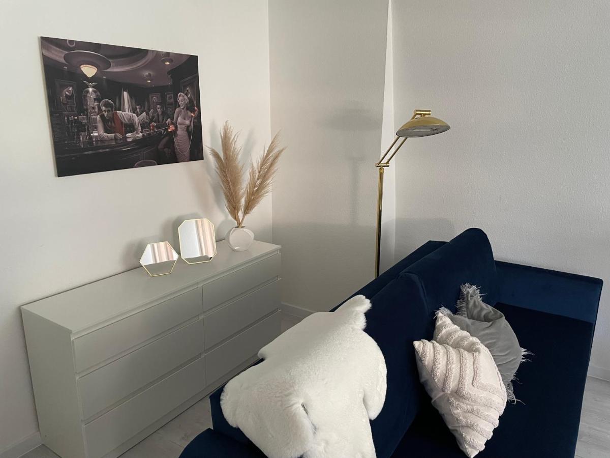 Luxus Apartment Am Fremersberg - Zentral - Mit Sauna & Badewanne بادن بادن المظهر الخارجي الصورة
